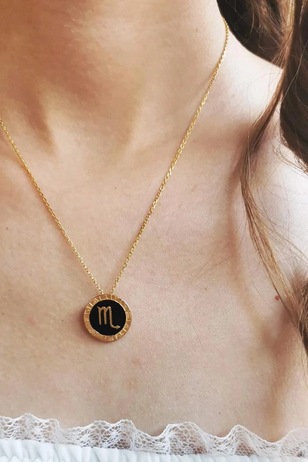 Renkli Akrep Burç Kolye