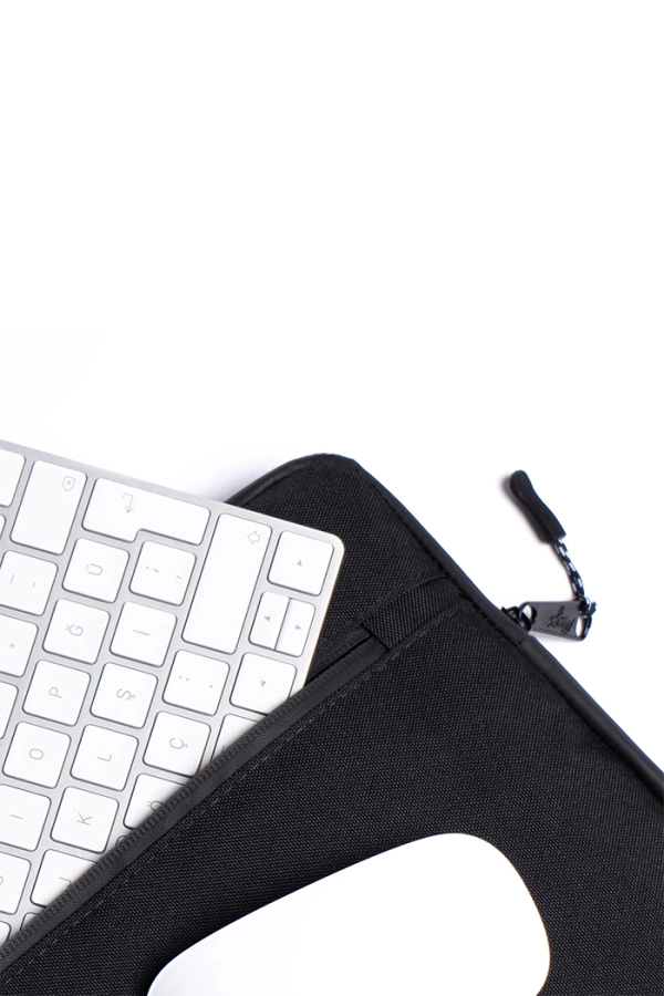 MUGO Gri Edge Laptop Kılıfı 16"