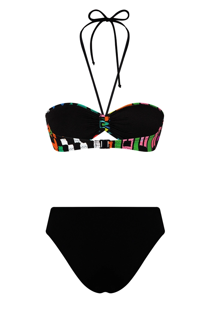 Renkli Geometrik Desenli Boyundan Bağlamalı Bikini Takımı
