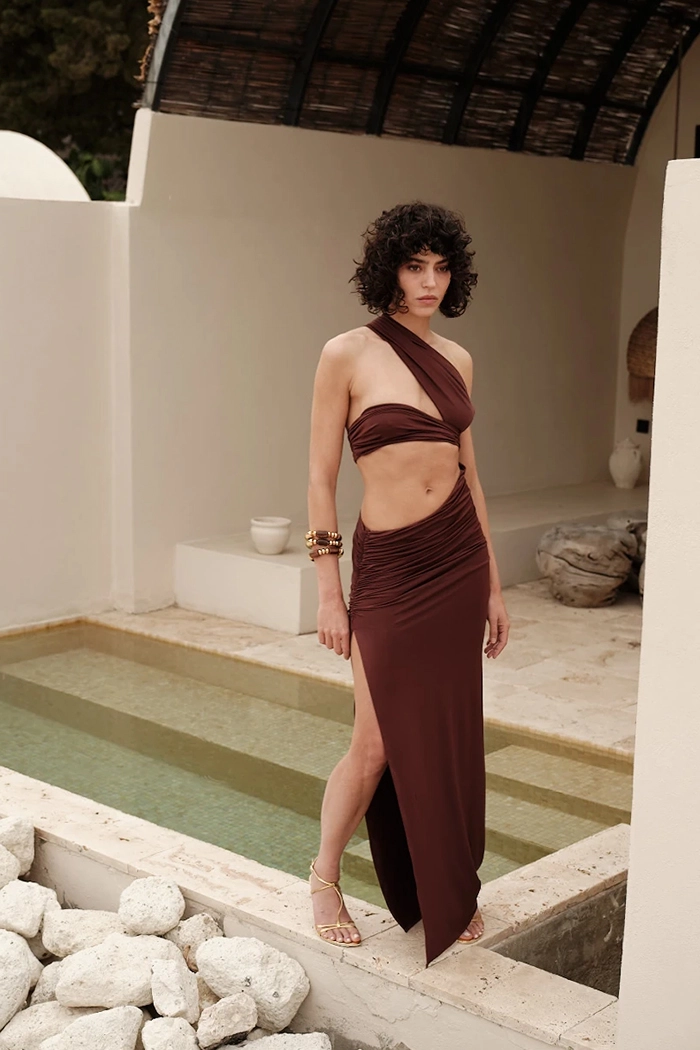 Ola Low-cut Long Dress